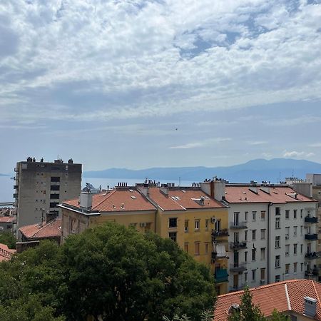 Apartamento Jadabell 1 & 2 With Sea View Rijeka Exterior foto